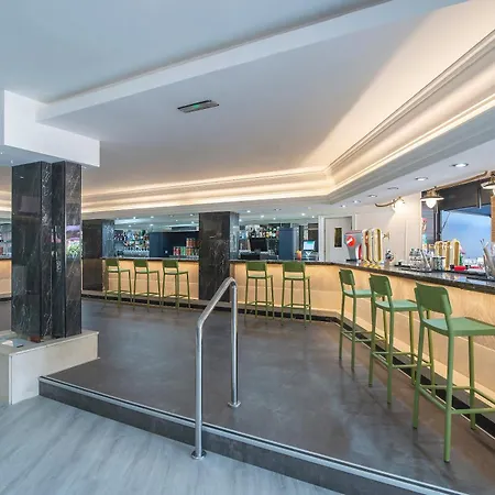 East By Pierre & Hotel Benidorm