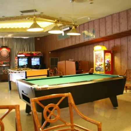 East By Pierre & 호텔 베니돔