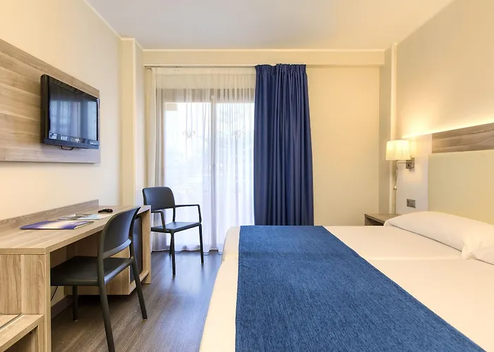 Hotel East By Pierre&vacances 4*