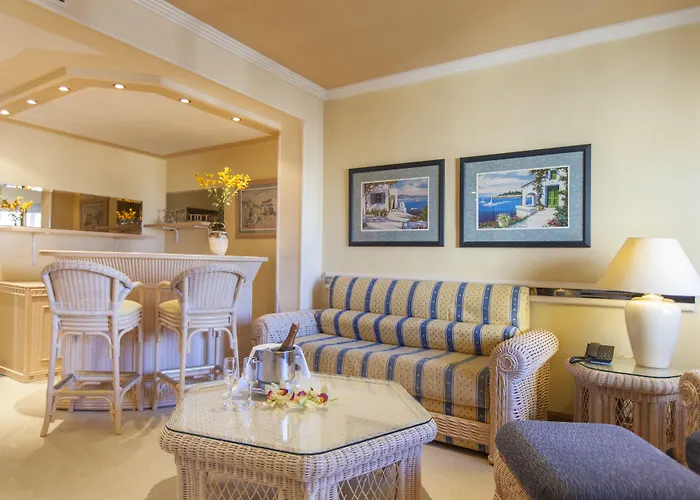 Hotel East By Pierre&vacances 4*