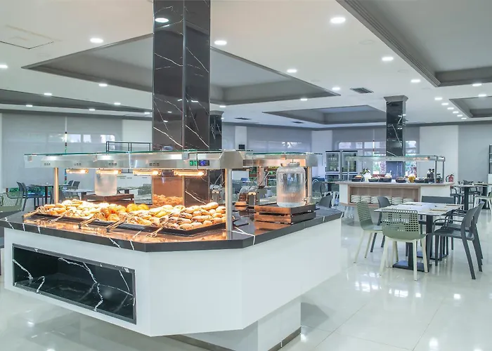 East By Pierre&vacances Hotel